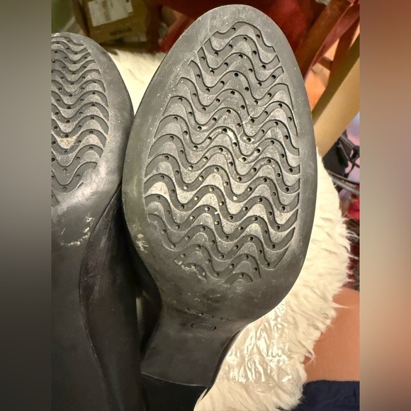 Geox Black Italian Patent Leather Shoes - Picture 5 of 12